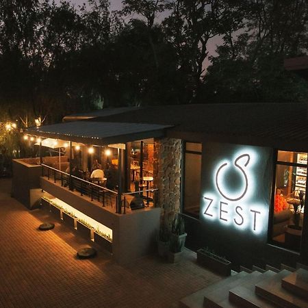 Lowveld Living Guesthouse Mbombela Exteriör bild